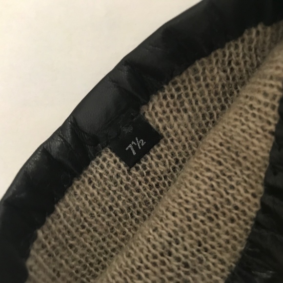 ❣️NWOT Fashionable❣️ Black Buttery Soft Leather Gloves - Picture 7 of 7